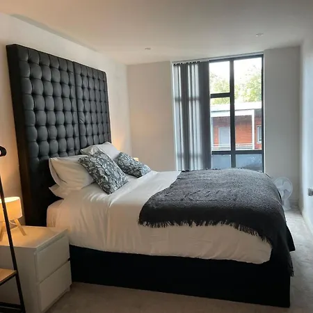 - Stylish 1-bed * Λιντς