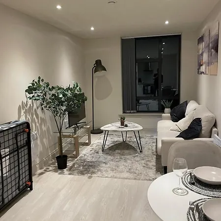 - Stylish 1-bed * Λιντς